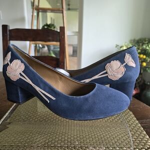 NWOB Anthropologie Blue Suede Floral Heels 37